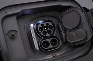 BMW i4 bild 22