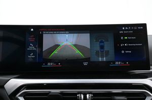 BMW i4 bild 11