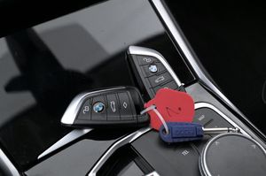 BMW i4 bild 17