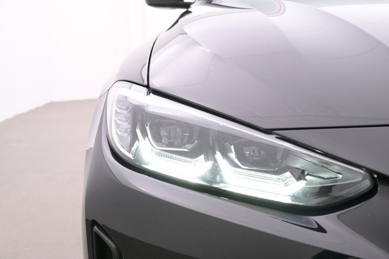 BMW i4 bild 25
