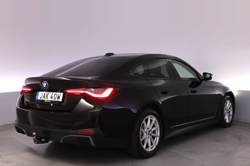 BMW i4 bild 5