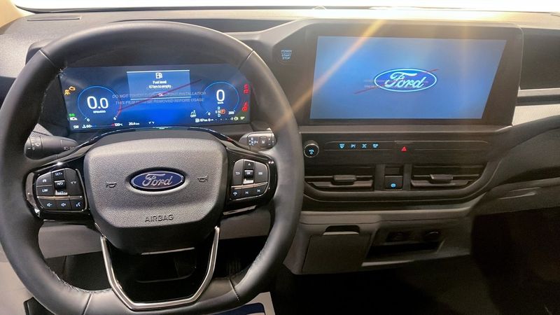 Ford Custom bild 4