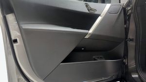 BMW iX bild 11