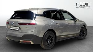 BMW iX bild 2