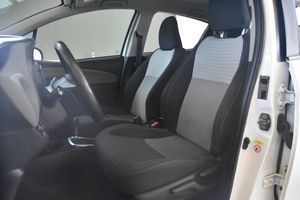 Toyota Yaris bild 7