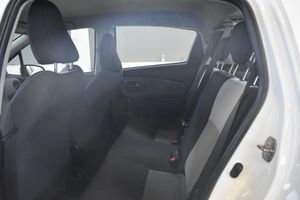 Toyota Yaris bild 13
