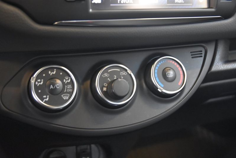 Toyota Yaris bild 12