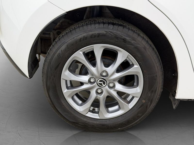 Mazda 2 bild 25