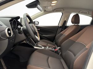 Mazda 2 bild 11