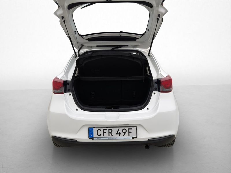 Mazda 2 bild 8