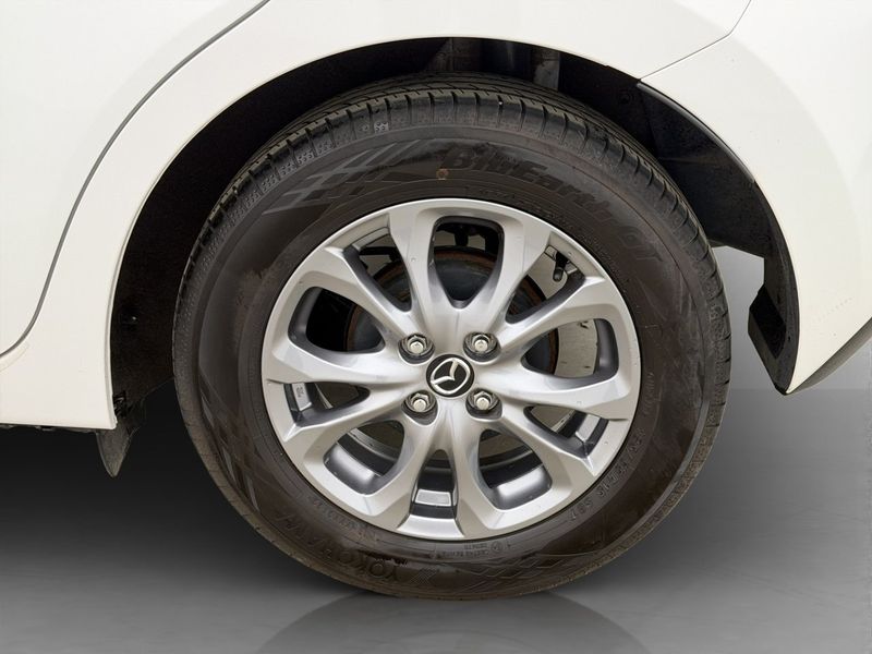 Mazda 2 bild 24