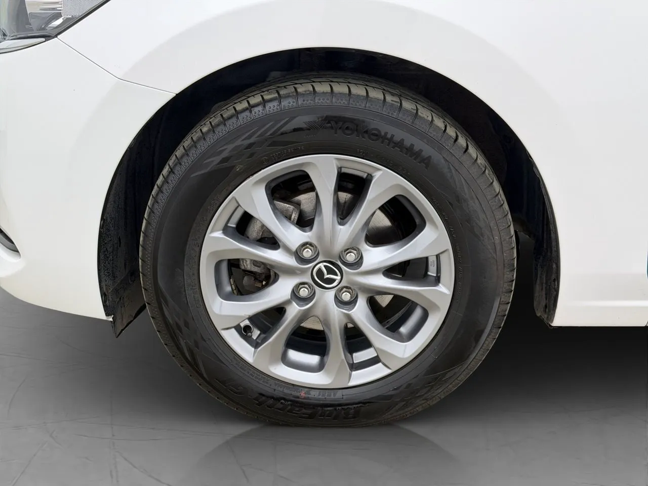 Vehicle image 22