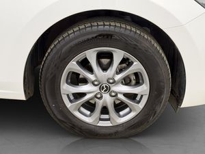 Mazda 2 bild 26