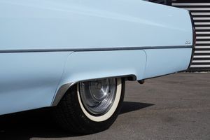 Cadillac DeVille bild 8