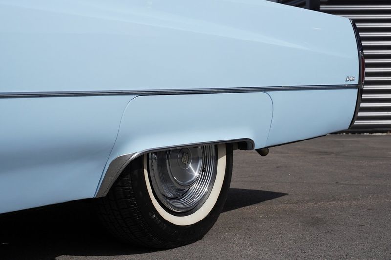 Cadillac DeVille bild 8