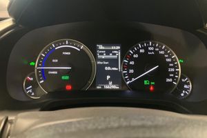 Lexus RX bild 15