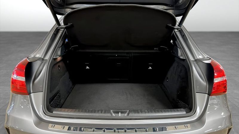 Mercedes GLA180 bild 13