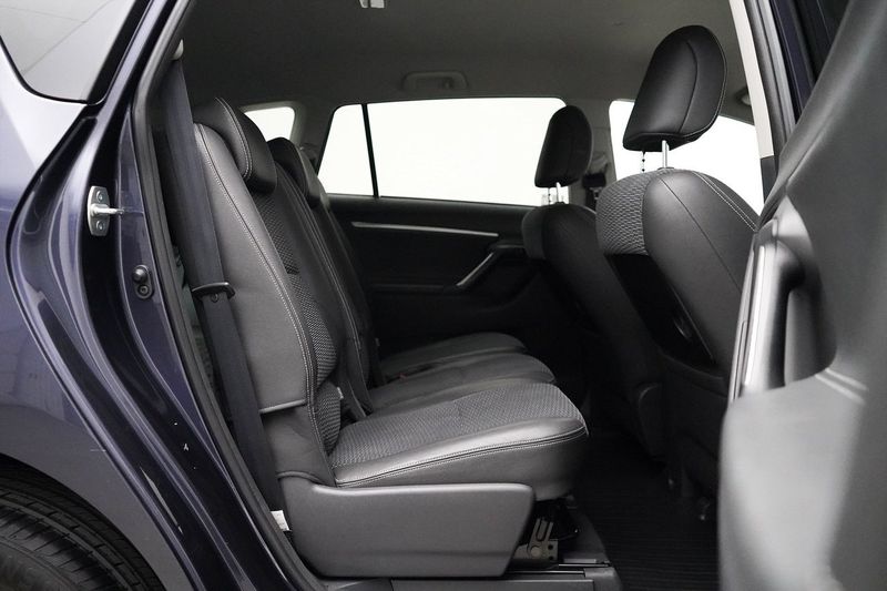 Toyota Verso bild 20