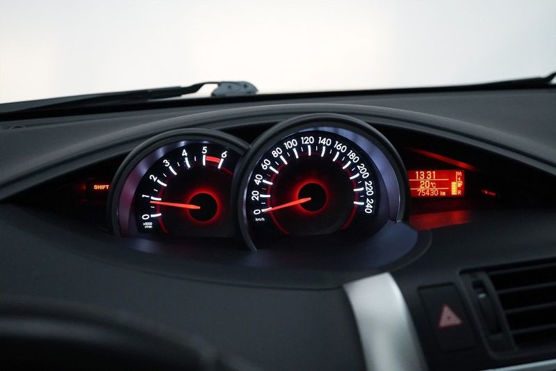 Toyota Verso bild 11