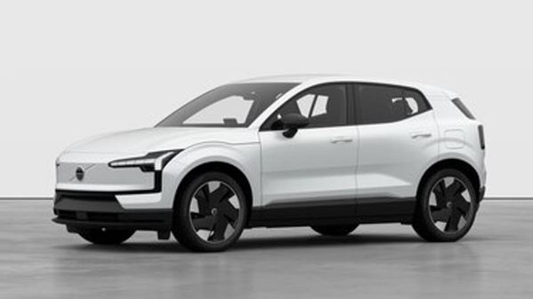 Volvo EX30 LR Plus Privatleasing 3 790kr/mån - 2027