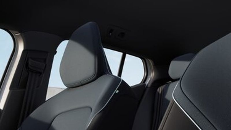 Volvo EX30 bild 6