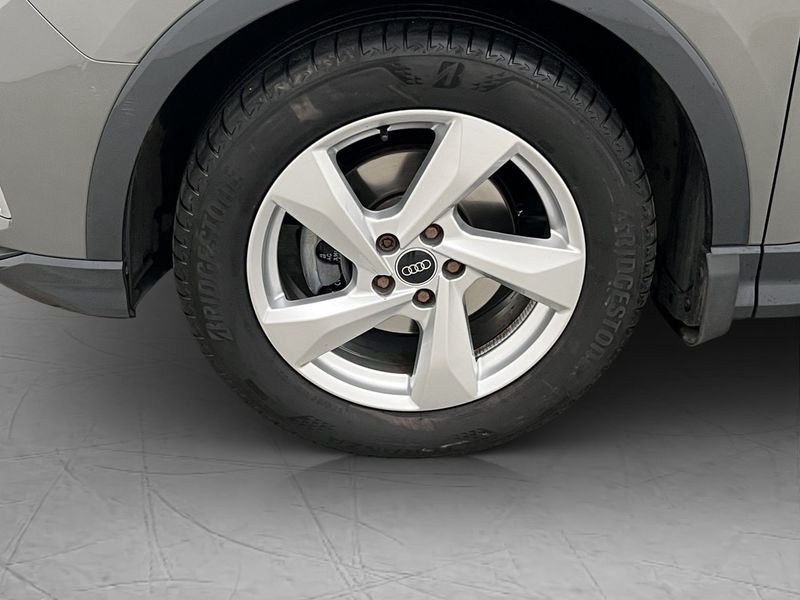 Audi Q3 bild 23