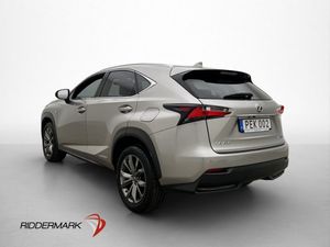 Lexus NX bild 4