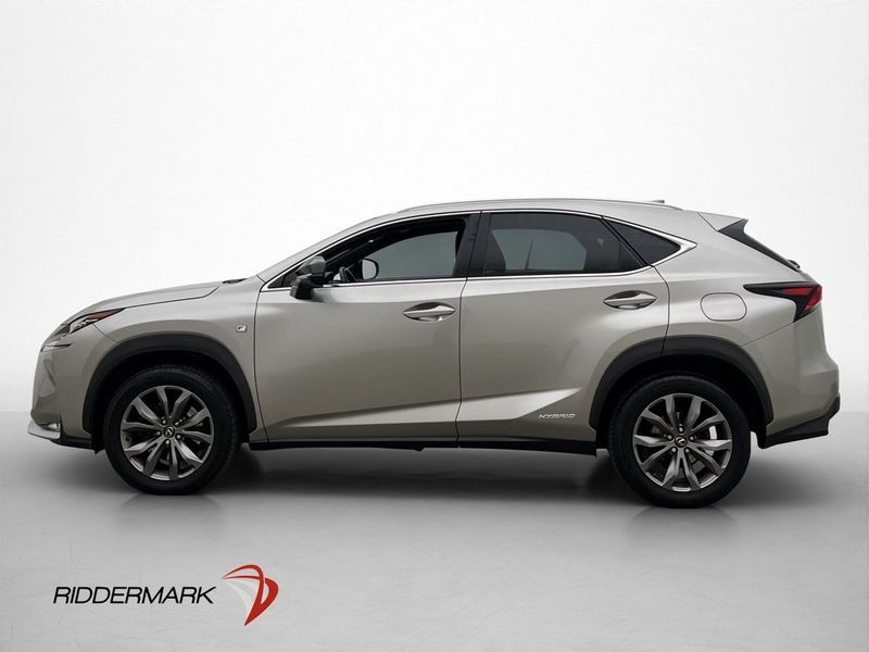 Lexus NX bild 2