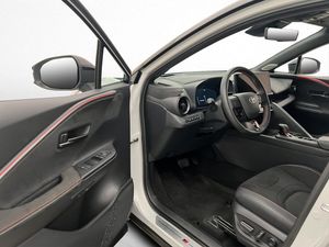 Toyota C-HR bild 8