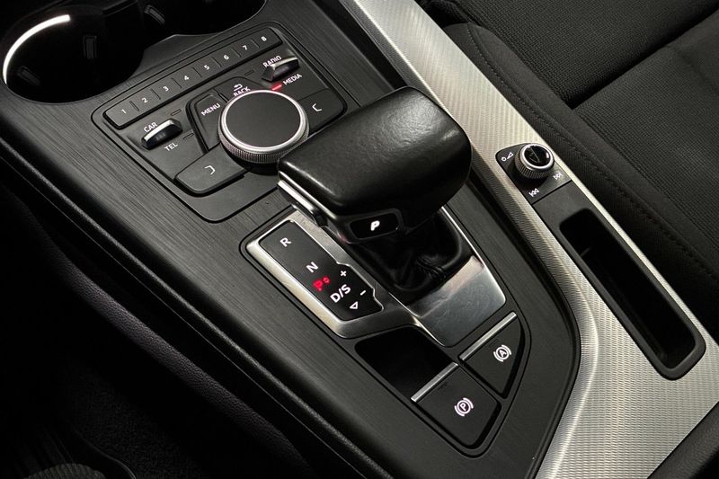Audi A4 bild 20