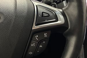 Ford Edge bild 24