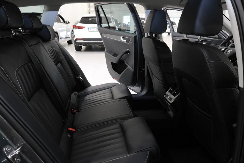 Skoda Superb bild 16