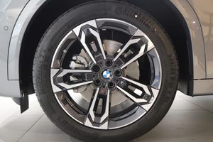 BMW iX2 bild 4