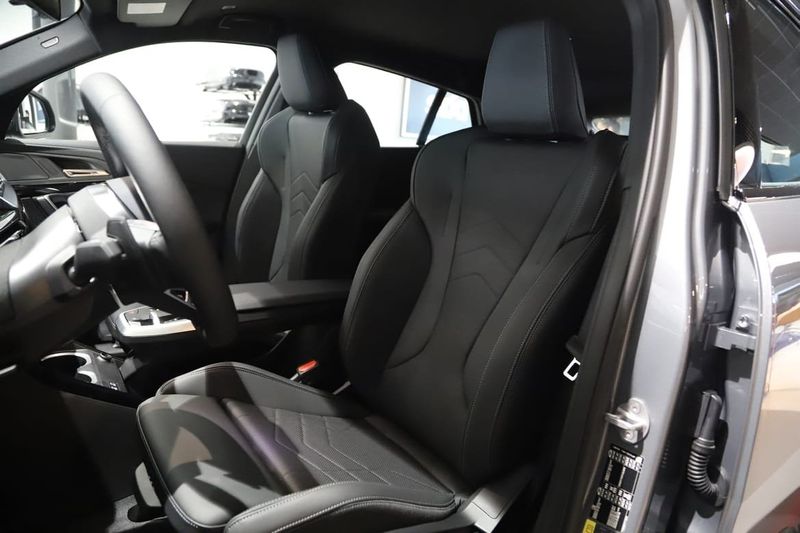 BMW iX2 bild 6
