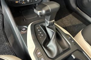 Kia K4 bild 17