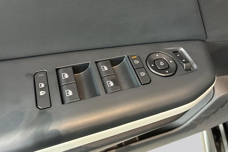 Kia K4 bild 24