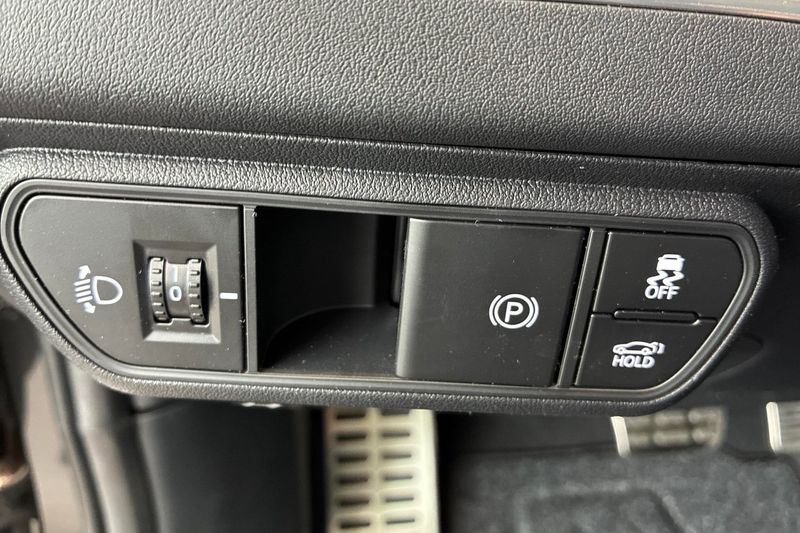 Kia K4 bild 22