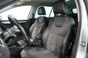 Skoda Octavia bild 5