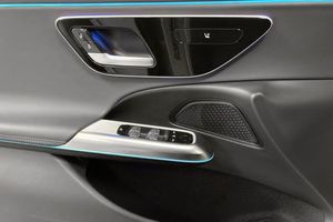 Mercedes E300 bild 14
