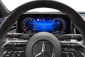 Mercedes E300 bild 6