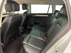 Volkswagen Passat bild 25