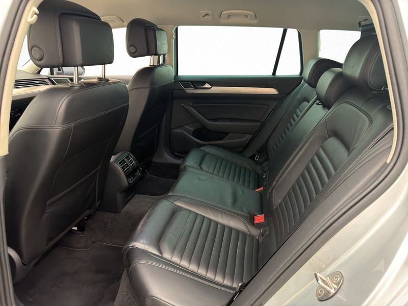 Volkswagen Passat bild 25