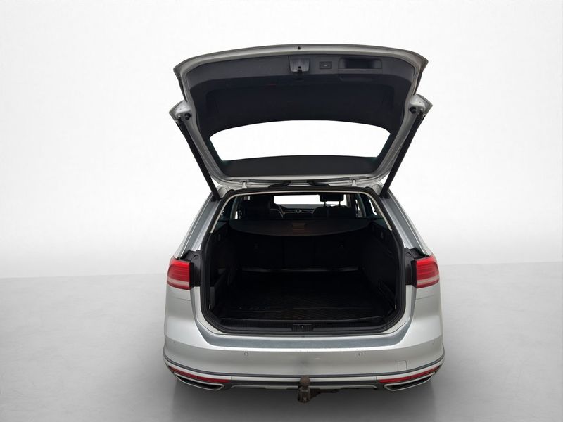 Volkswagen Passat bild 26