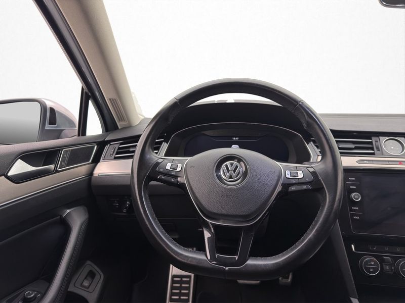 Volkswagen Passat bild 13