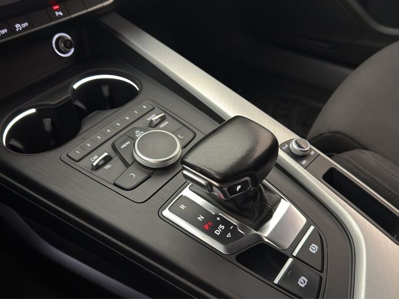 Audi A4 bild 21