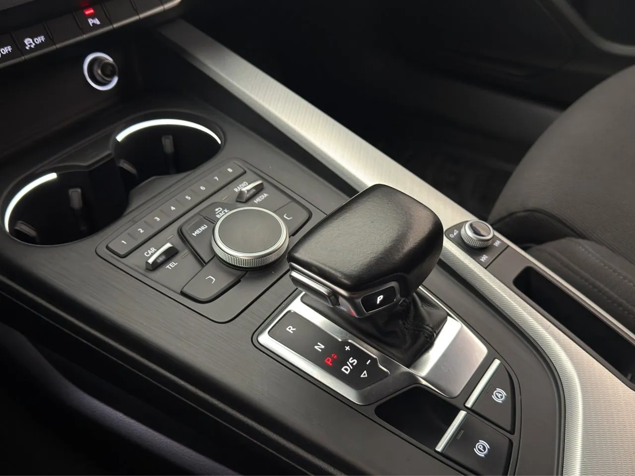 Vehicle image 20