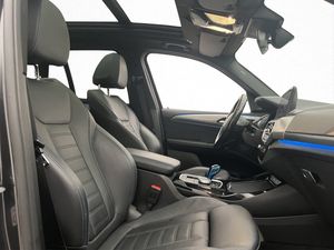 BMW iX3 bild 31