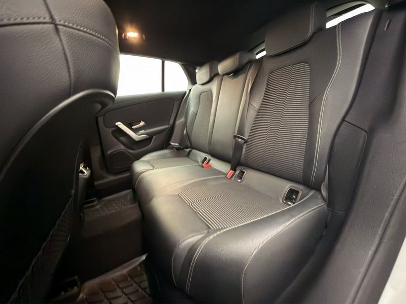 Mercedes CLA200 bild 27