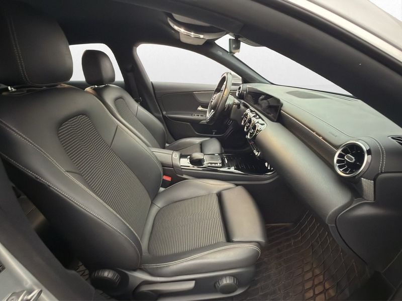Mercedes CLA200 bild 25