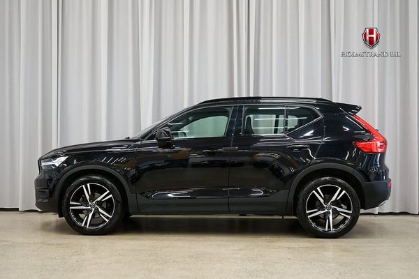 Volvo XC40 T3 R-Design Pvärme Kamera Carplay Läder El-stol - 2020